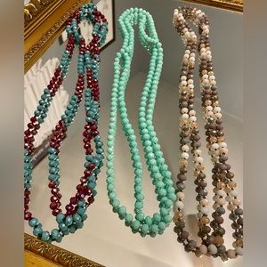 Set of 3 beaded necklaces